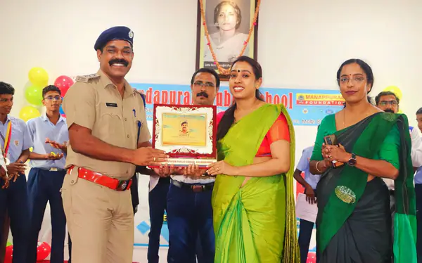 Investiture Ceremony – photo 2 of 5